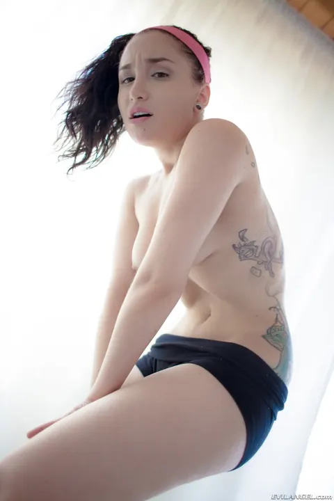 Gabriella Paltrova: Thick Brunette Pulls Aside Her Shorts and Spreads Her Asshole – photo 11 of 16