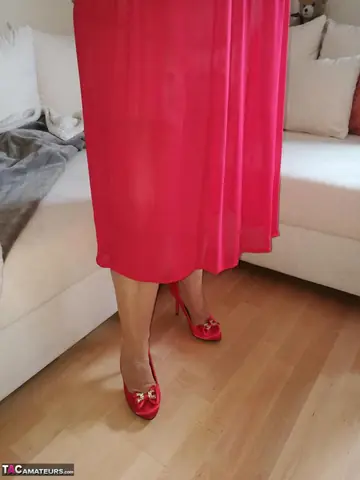 European BBW Lifts Her Dress and Spreads Her Hairy Pussy