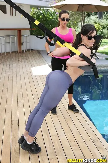 Kendra Lust – Thick Latina MILF in Yoga Pants Facesits and Takes Anal in a Threesome