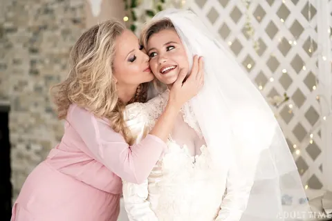 Julia Ann: Slim Blonde MILF Fingers and Licks Bride in Lingerie and Skirt – photo 8 of 15