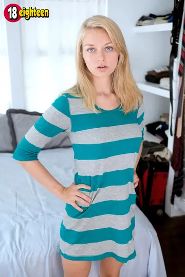 Alli Rae – Slim Blonde in Glasses Rides Her Partner Cowgirl Style