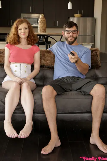 Daisy Stone – Redhead Takes a Creampie in Missionary Sex