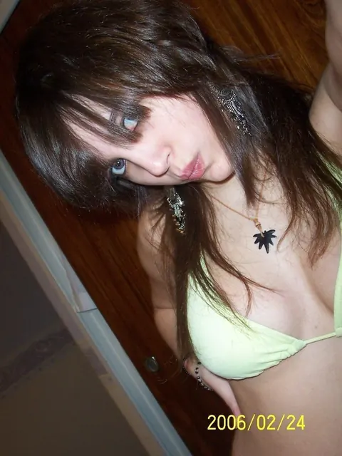 Brunette Shows Her Big Tits in Panties Selfies – photo 3 of 15