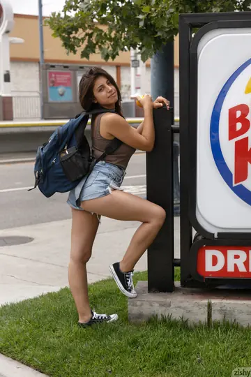 Ella Knox – Latina Reveals Her Big Natural Tits in Public