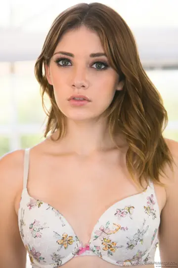 Blaire Ivory – Tall Brunette Removes Her Lingerie and Thong to Show Her Ass
