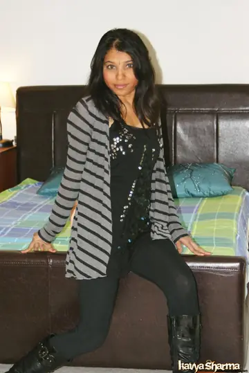 Kavya Sharma – Indian MILF Strips Out of Her Lingerie and Masturbates with a Toy
