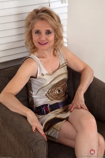 Slim Blonde Granny Pulls Aside Her Panties to Show Hairy Crotch