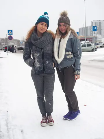 Danielle Rose – Petite Lesbians in Socks Lick and Share a Dildo Outdoors