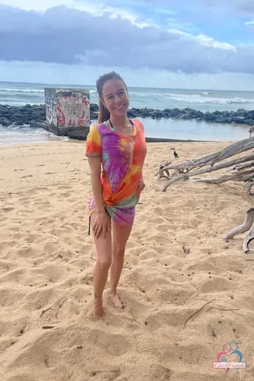 Summer Vixen – Tattooed Blonde PAWG Strips Out of Her Bikini at the Beach