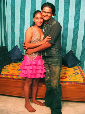 Indian Woman Strips Out of Her Skirt for a Handjob and Fingering