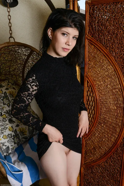 Tellula Rose: Petite Brunette Stands Nude and Poses Her Slim Frame – photo 1 of 21
