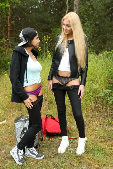 European Lesbians Toy and Lick Pussies at a Picnic Outdoors
