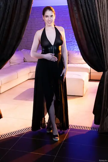 MILF Strips Out of Her Dress and Spreads Wide