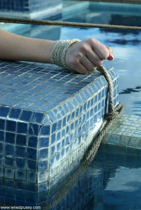 Dee Williams: Busty Blonde MILF Submits to Bondage at the Pool – photo 5 of 20