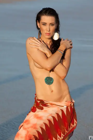 Kristy Joe Muller – Busty Brunette Poses Nude and Spreads Her Pussy on the Beach