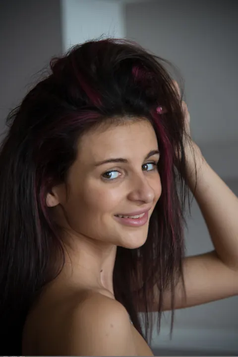 Kate Rich: Petite Russian Brunette Shows Her Shaved Pussy – photo 13 of 21