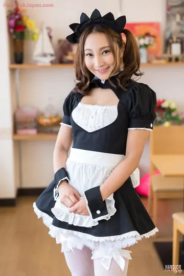 Uika Hoshikawa – Japanese Maid Masturbates and Gives a Handjob in the Office