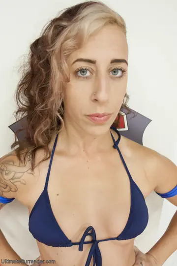 Angel Allwood – Ebony MILFs in Bikinis Facesit and Play with Bondage in the Gym