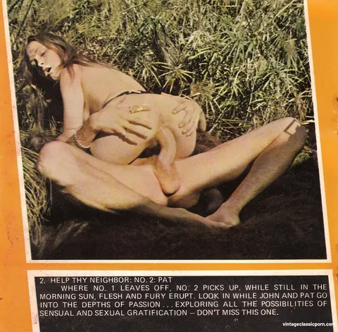 Vintage Woman Poses Fully Nude – photo 2 of 19