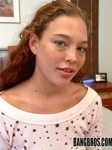 Ashley Gracie – Freckled Curly Redhead PAWG Undresses for POV Handjob and a Facial