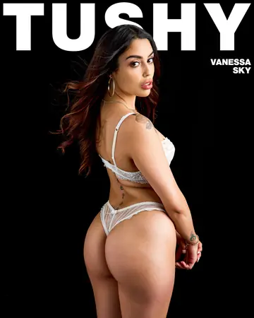 Vanessa Sky – Curvy Latina in Lingerie Takes Anal Sex
