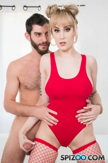 Maxim Law – Tall Busty Blonde in Stockings Sucks Cock and Takes It Anal