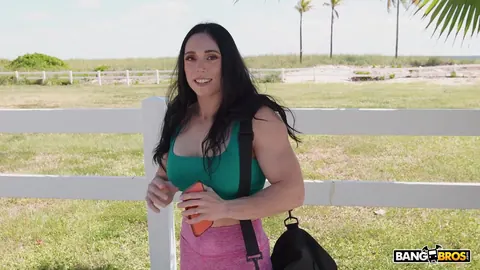 Busty Athletic Woman Rides BBC Outdoors – photo 3 of 21