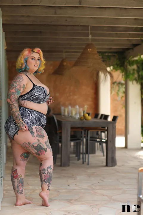 Galda Lou: BBW Redhead Strips Nude and Spreads Outdoors – photo 2 of 21