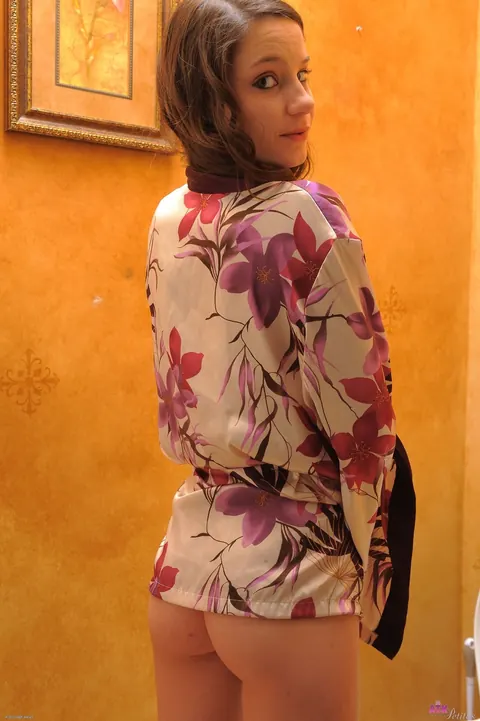 Rilee Marks: Petite Brunette Strips and Pisses in the Bathroom – photo 4 of 20