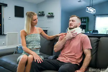 Payton Avery – Skinny Tattooed Blonde Gets Fucked Doggy Style for a Creampie