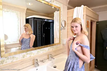 Olivia Lust – Blonde PAWG Gets Naked and Spreads in the Bathroom