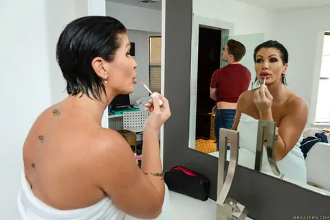 Shay Fox: Busty Brunette MILF Gets Creampied in the Bathroom – photo 10 of 21