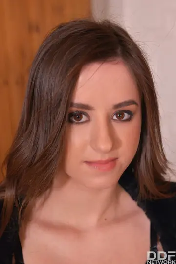 Gabriella Lati – European Brunette Takes Anal and a Facial in the Sauna