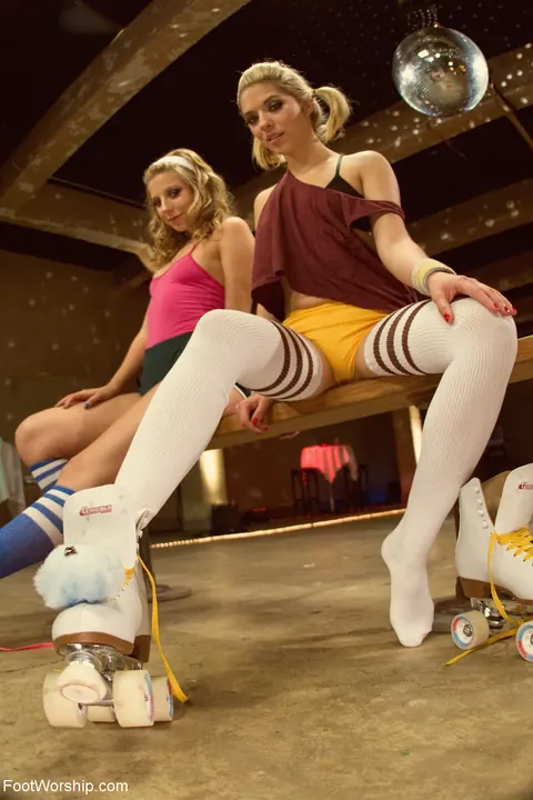 Chastity Lynn & Lia Lor: Two Blondes in Socks Spread While Bound – photo 17 of 17