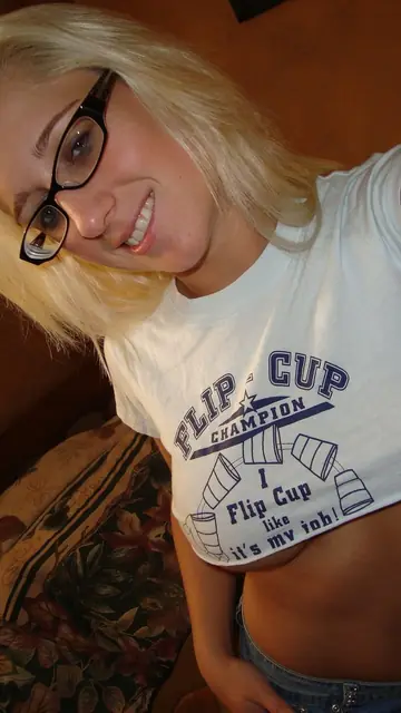 Sammie Spades – Blonde in Glasses and Skirt Shows Her Big Tits in Selfies