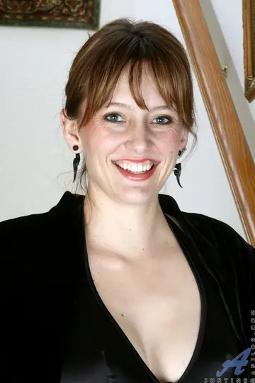 Short-Haired Redhead MILF Stops on the Stairs to Pinch Nipples and Spread