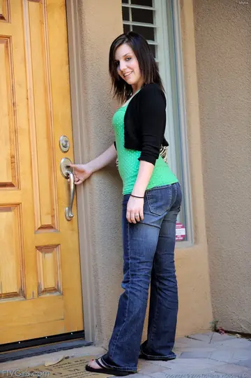 Petite Amateur Brunette Strips Out of Her Jeans