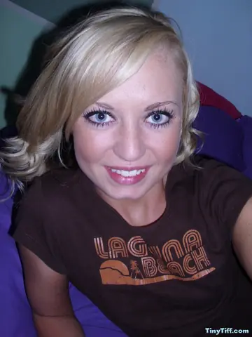 Blonde Babe with Small Tits Spreads Her Shaved Pussy in Selfies