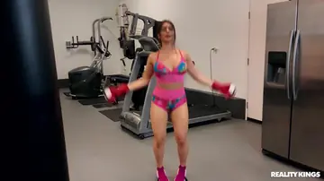 Tru Kait – Busty Latina MILF Undresses and Spreads in the Gym