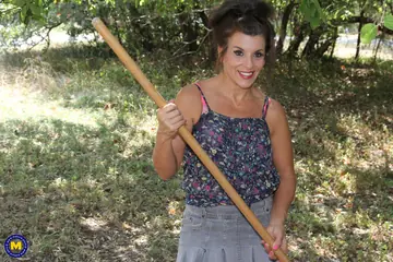 Nicole Newby – Mature Brunette MILF Flashes Her Shaved Pussy and Masturbates Outdoors