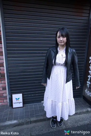 Japanese Woman Facesits Her Partner Then Gets Fucked