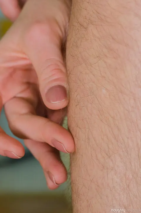 Katie Zucchini: Brunette Housewife Spreads Her Hairy Bush Up Close – photo 15 of 20
