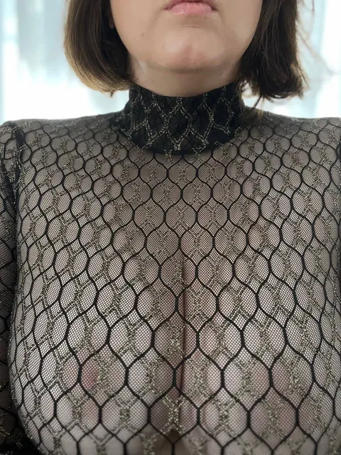 BBW in a Sheer Bodysuit Spreads Her Big Ass – photo 3 of 10