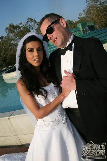 Lou Charmelle – Slim Brunette MILF Bride Takes BBC Cum in Her Pussy