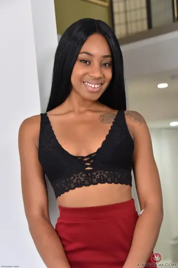 Lala Ivey – Ebony Brunette Strips Naked and Spreads Her Pussy