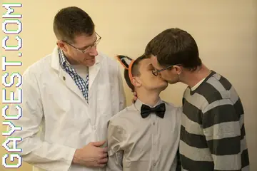 Thick Twink Takes Bareback Anal from a Doctor and His Lover