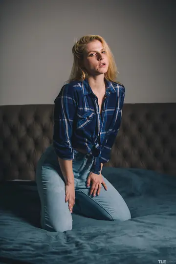 Slim Woman Strips Out of Her Jeans and Fingers Her Pussy