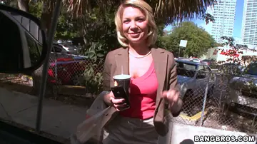 Harley Summer – Blonde MILF Sucks and Rides Outdoors for a Facial