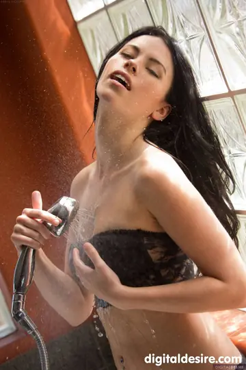 Veronica Radke – Tattooed Brunette Strips Out of Her Lingerie and Spreads in the Bathroom