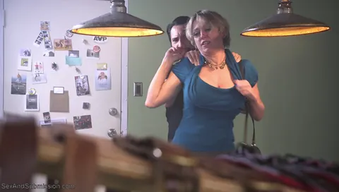 Dee Williams: Curvy Blonde MILF in Bondage Gives a Blowjob and Takes Anal – photo 4 of 20